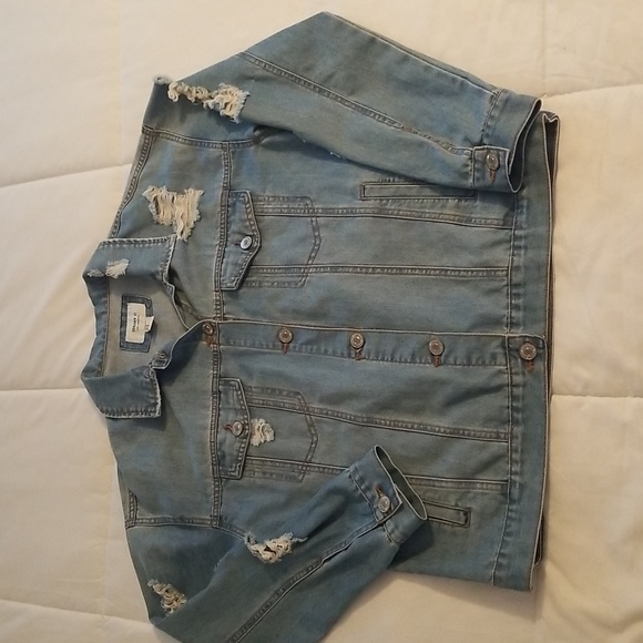 Distressed Oversized Jean Jacket - Picture 4 of 6